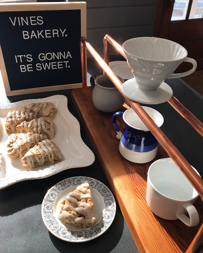 Vines Bakery - Visual