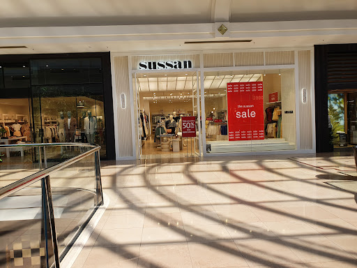 Sussan Chadstone