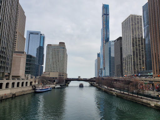 401 North Michigan Avenue Parking - Thumbnail