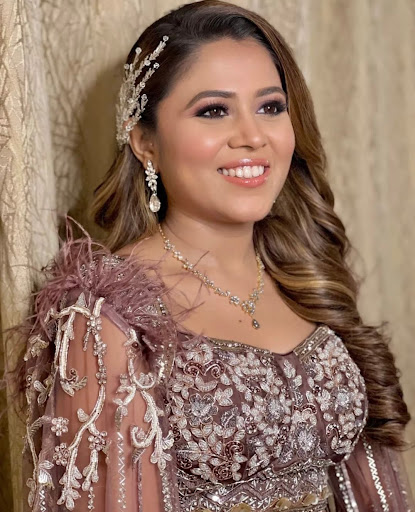 New year offer... 25% discount on bridal makeup booking.. post image