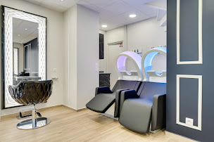 Photo n°3 de Lallen'S Hairdressing à Saint-Germain-en-Laye (Salon de coiffure)