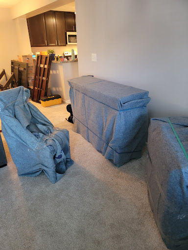 Roy & McCoy Moving Gallery - United States