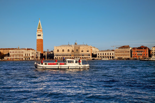 Locaboat Holidays Chioggia - Boat rental Venice & Italy - Thumbnail