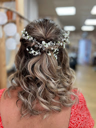 Photo n°22 de L’atelier de Chloé à Sarreguemines (Salon de coiffure)