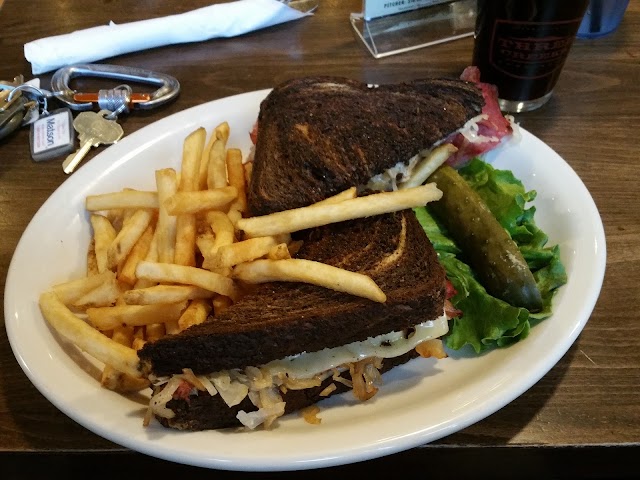 Three Creeks Brewing Company