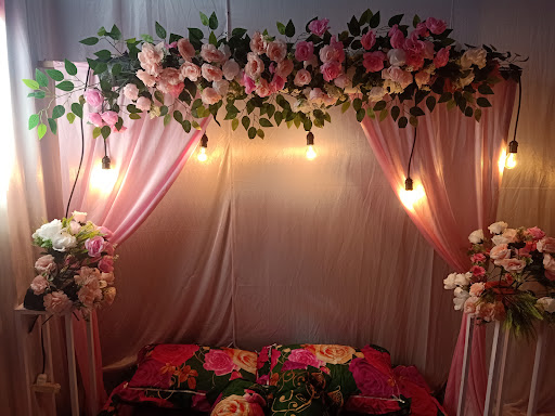 Nun Make Up Wakatobi