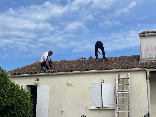 Photo de Cs Couverture aquitaine à Salignac (33240)