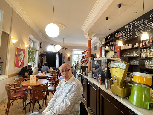 Schiffer Café - Visual