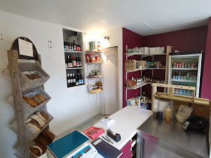 Photo n°27 de Epicerie Cyrano à Ambialet (Snack)