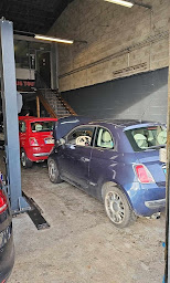 Photo n°18 de KM AUTO Champigny-sur-Marne à Champigny-sur-Marne (Garage automobile)