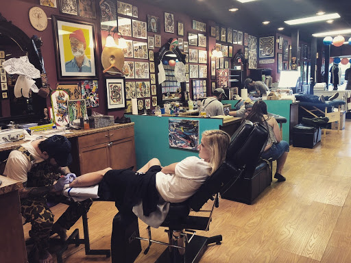 Black Diamond Tattoo Studios