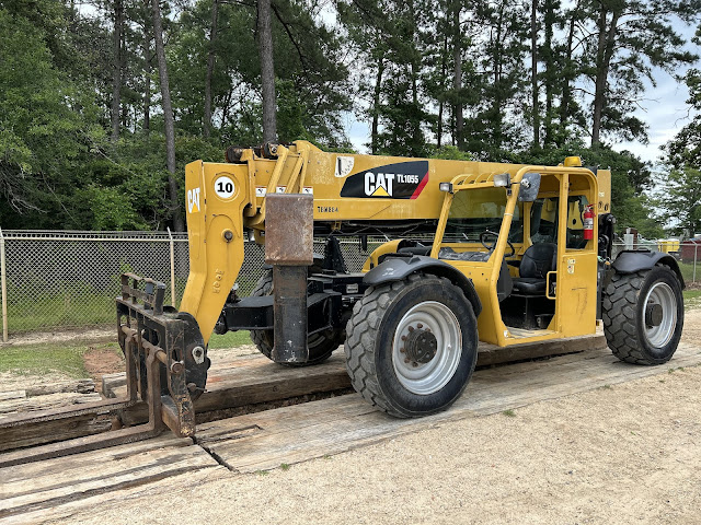 Hat's Equipment Inc.