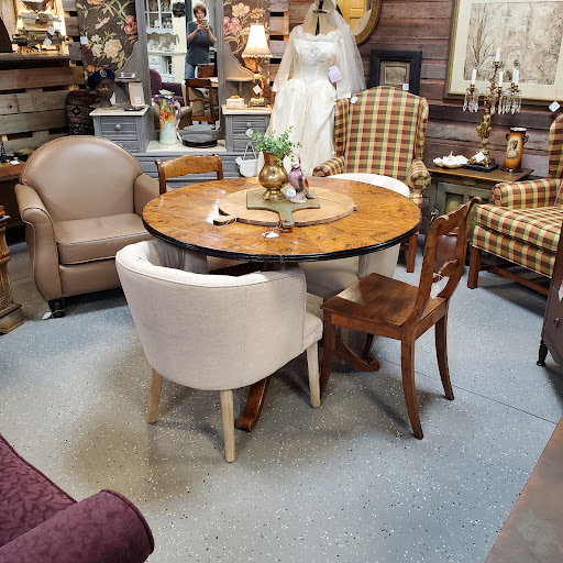 Vintage Market Manhattan - Thumbnail
