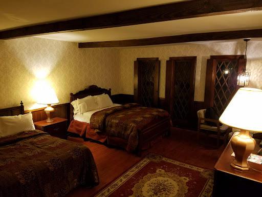 Country Squire Winery - Thumbnail