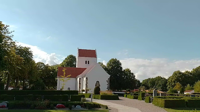 Anmeldelser af Vejlby Kirke i Humlebæk - Kirke