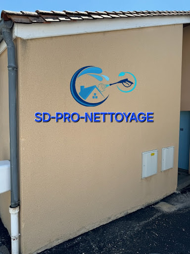 Photo de SD PRO NETTOYAGE - Nettoyage Toiture Façade Charente à Barbezieux (16300)