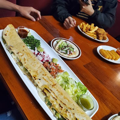 Super Quesadilla Gigante