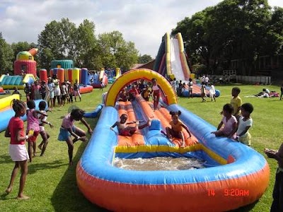 Photos of Rainbow Inflatables Jumping Castles