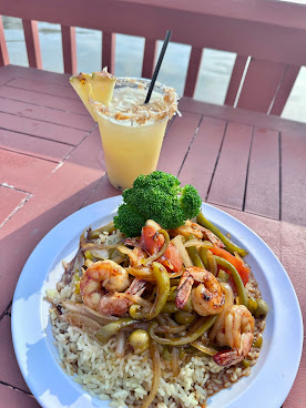 Snoopy's Pier by null