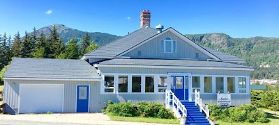 Alaska Guardhouse Lodging