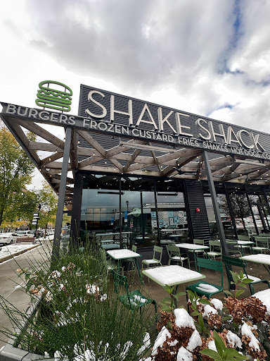 Shake Shack Pinecrest - Visual