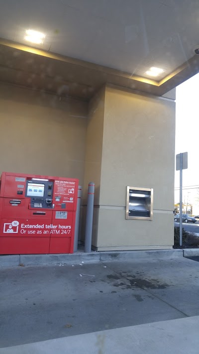 Bank of America (with Drive-thru ATM)