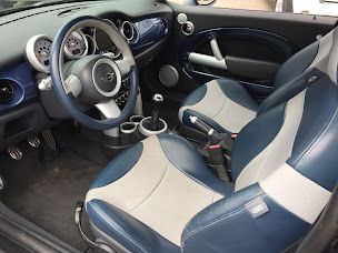 Photo n°5 de Modern MINI à Maromme (Garage automobile)