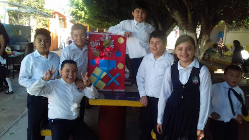 Escuela Primaria Aguirre Cinta - Thumbnail