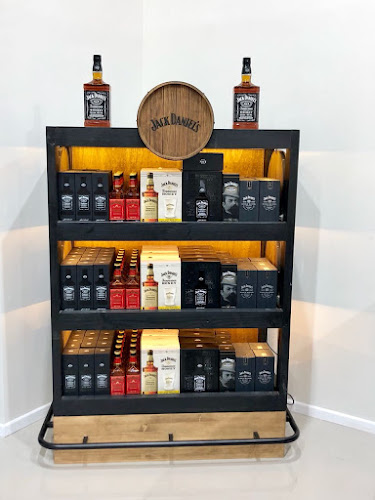 EL POLY LIQUOR STORE - San Antonio