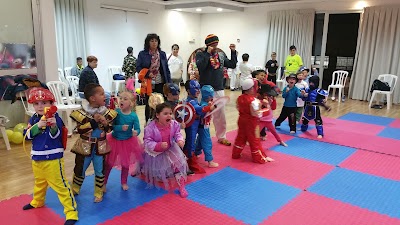 Photos of Community Center Woldenberg