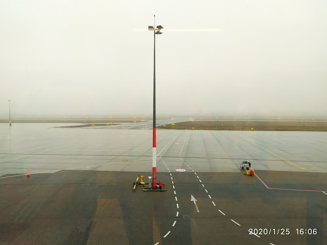 Comentarii opinii despre Port Lotniczy Poznań-Ławica im. Henryka Wieniawskiego