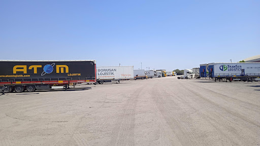 Parking turkish trucks - Thumbnail