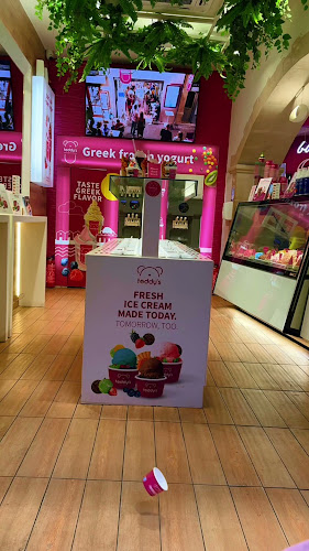 Teddy's Frozen Yogurt & Ice Cream