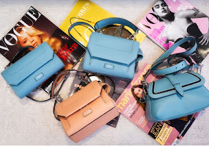 Photo n°7 de Cuir et Flammes - Maroquinerie Chartres à Chartres (Papeterie)