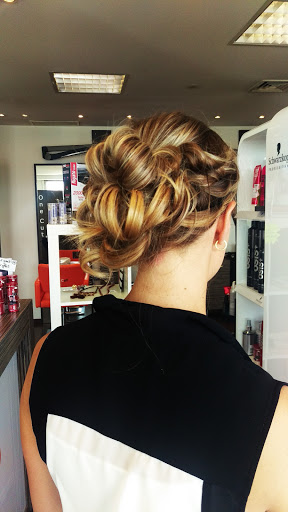 One Cut Coiffure - Thumbnail