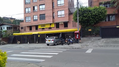 Photos of EXITO EXPRESS