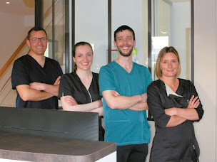 Photo n°1 de CABINET DENTAIRE LES ÉCRINS KERHOLLO à Saint-Agathon (Dentiste)