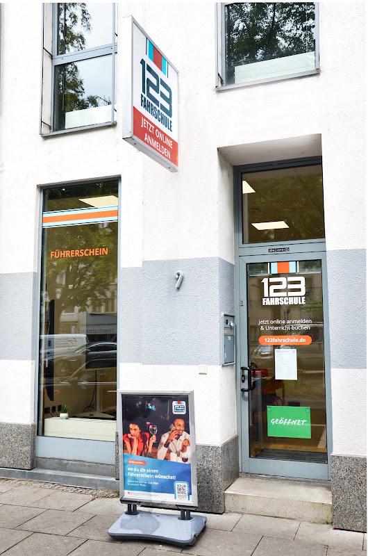 123 FAHRSCHULE Bonn-Zentrum Foto 3