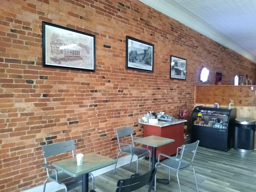 Buckeye’s Bar & Grill - Thumbnail