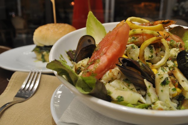 Le Yeel's Restaurant