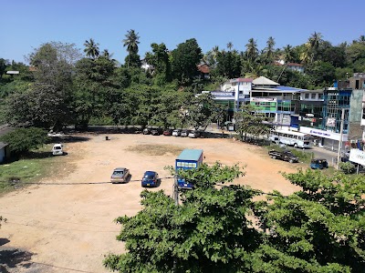 Photos of Car Park Near LOLC Galle.