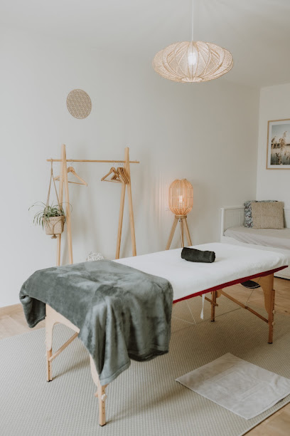 Élodie Rigaud massage bien être