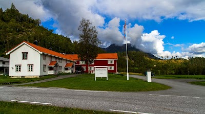 Photos of Kavli Moen farm