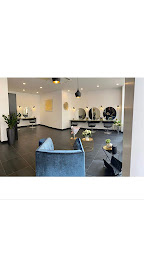 Photo n°12 de Raphäel Perrier à Limoges (Salon de coiffure)