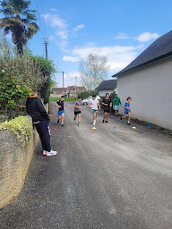 Photo n°7 de PELIBAT CAMP - Coach sportif - Team building - Séminaire - Boot camp - Pau à Laroin (Programme de bien-être)