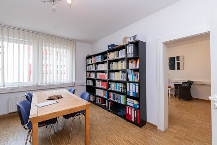 Würzburger Institut für Psychoanalyse und Psychotherapie e.V. Eichhornstraße 4, 97070 Würzburg