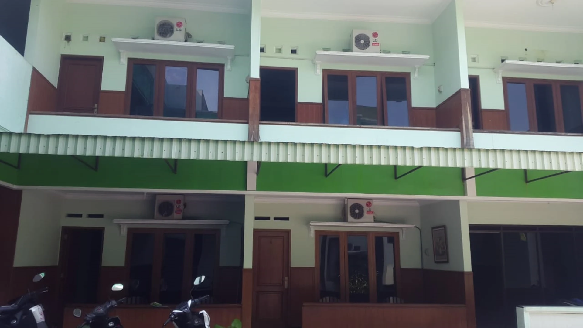 Hotel Mulia (Murah 185rb - 300rb)