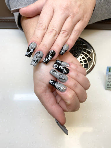 Bavi Nails - Thumbnail
