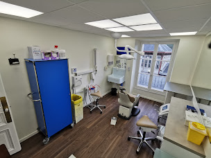 Photo n°10 de Dr Nadine OMEISH à Paris (Dentiste)