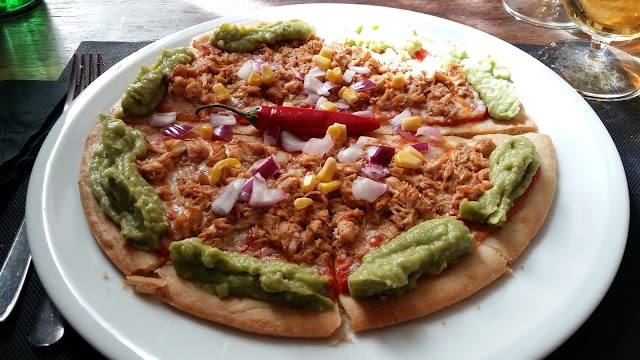 La Pizzeria Casera